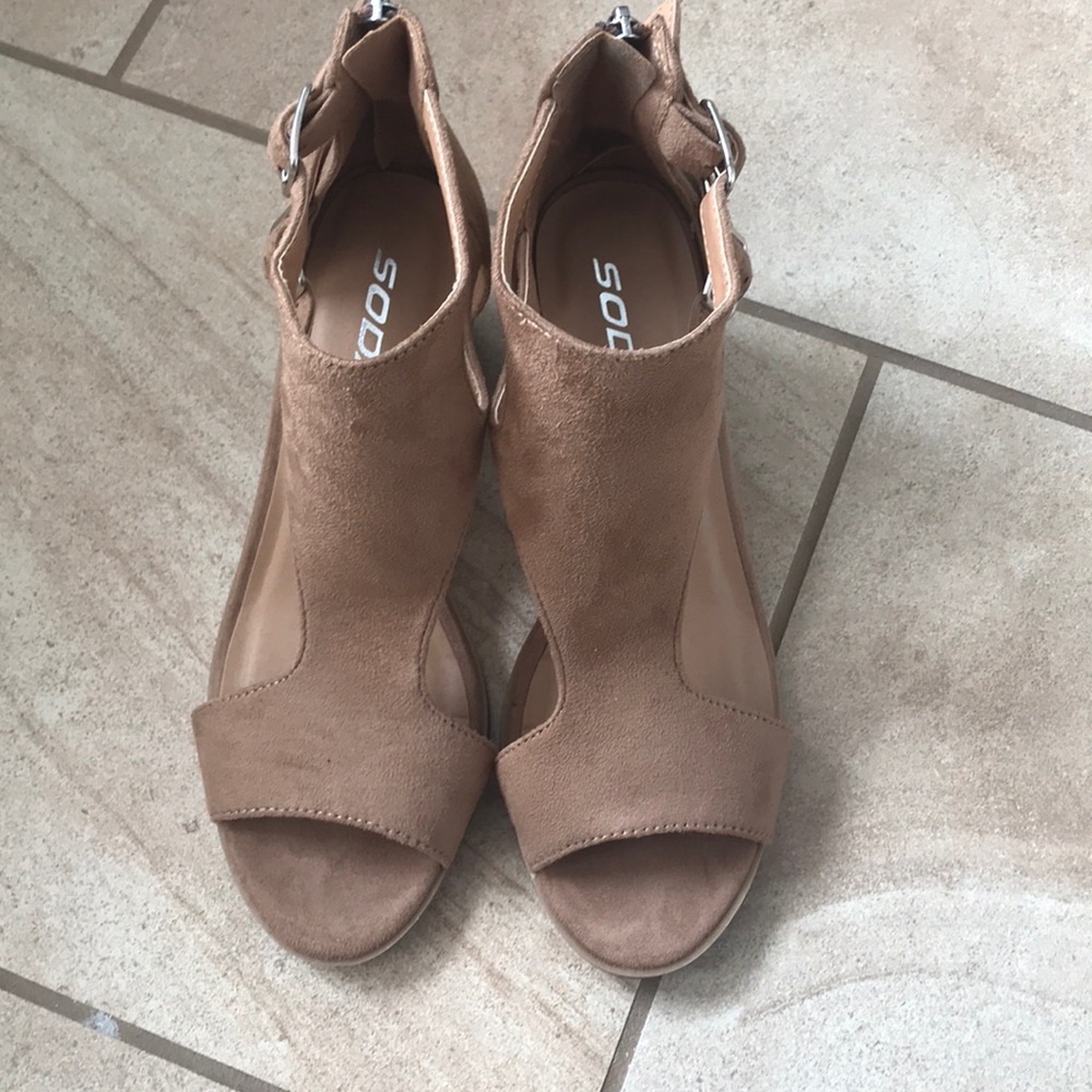 Open toe and open side booties